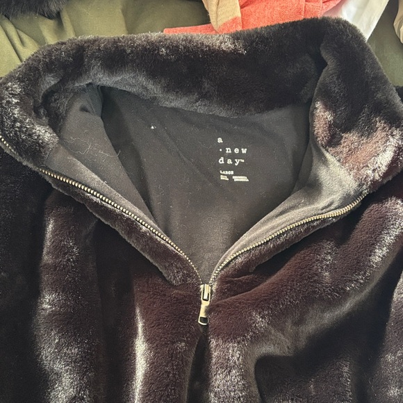 Quarter Zip Black Faux Fur Jacket - Picture 4 of 5
